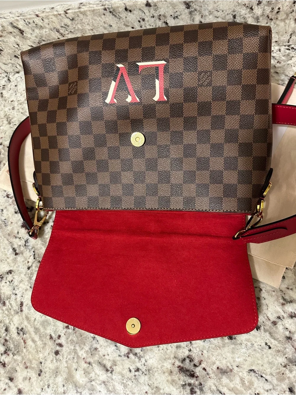 LOUIS VUITTON Beaubourg MM Damier Ebene Shoulder Bag Brown Scarlet Red Purse